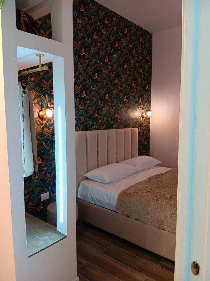 דירות נאפולי La Maison Di Luche' מראה חיצוני תמונה